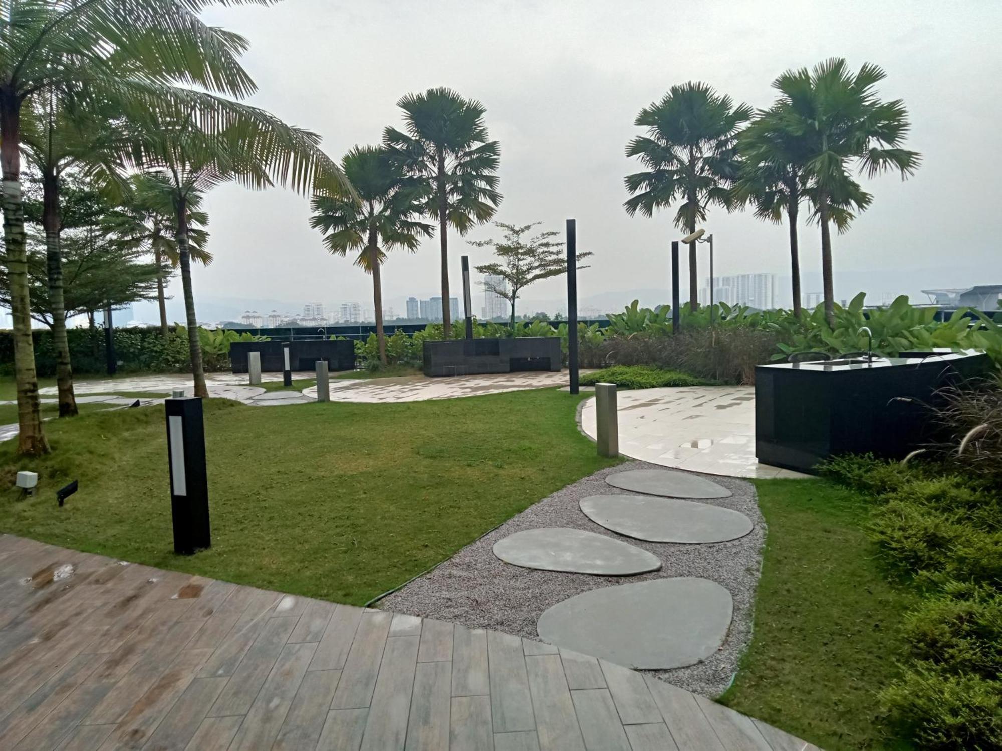 Astra @ Eaton Residences Kl Κουάλα Λουμπούρ Εξωτερικό φωτογραφία
